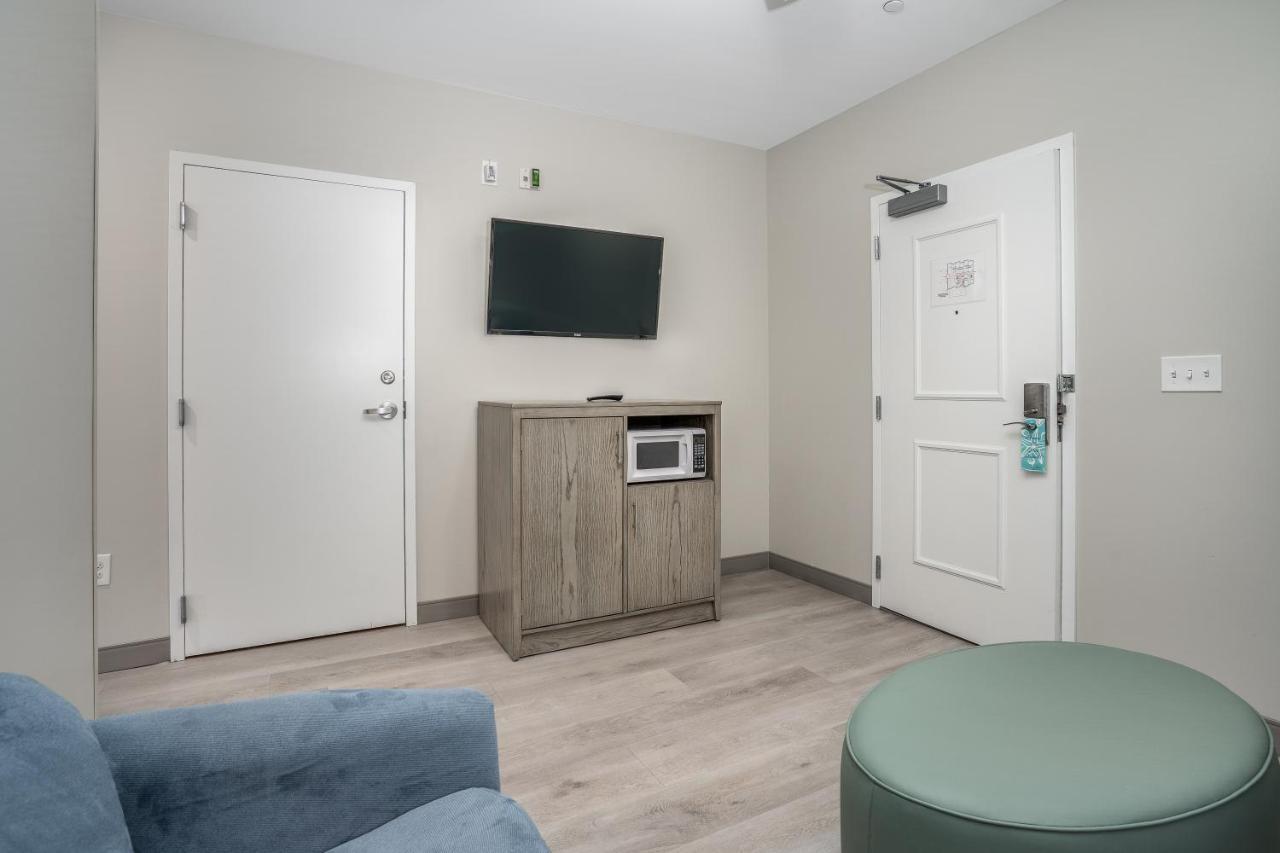 Lighthouse Suites - Best Western Signature Collection Emerald Isle Buitenkant foto