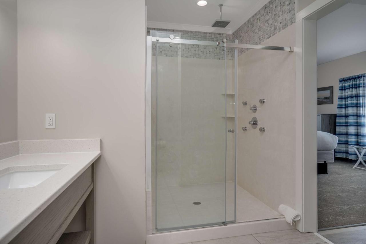 Lighthouse Suites - Best Western Signature Collection Emerald Isle Buitenkant foto