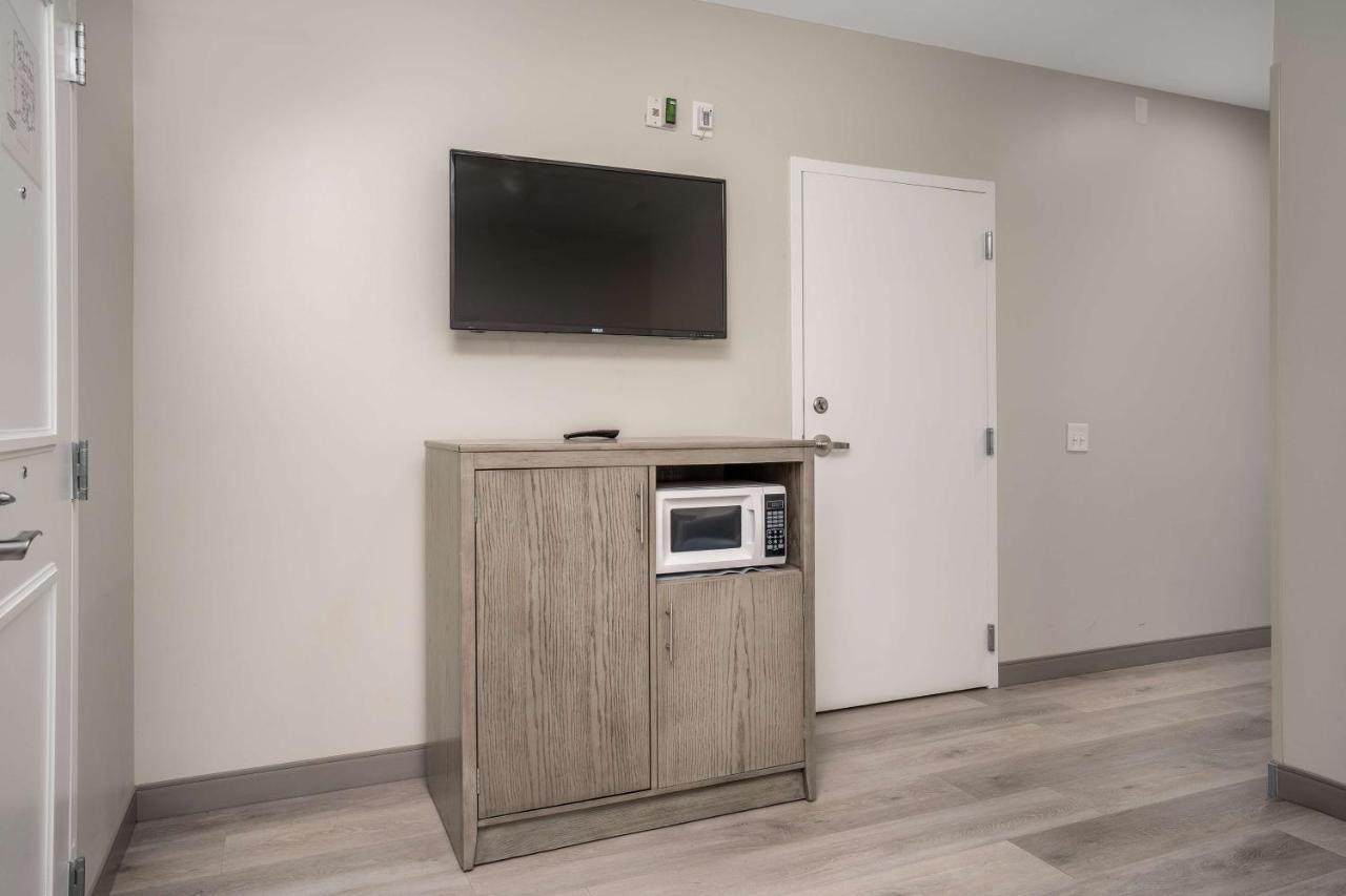 Lighthouse Suites - Best Western Signature Collection Emerald Isle Buitenkant foto